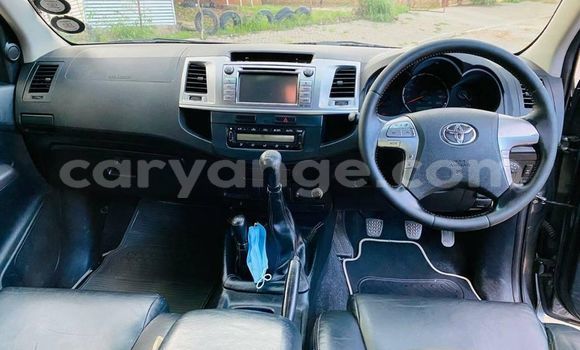 Acheter Occasion Voiture Toyota Hilux Noir à Windhoek, Namibie Acheter Occasion Voiture Toyota Hilux Noir à Windhoek, Namibie