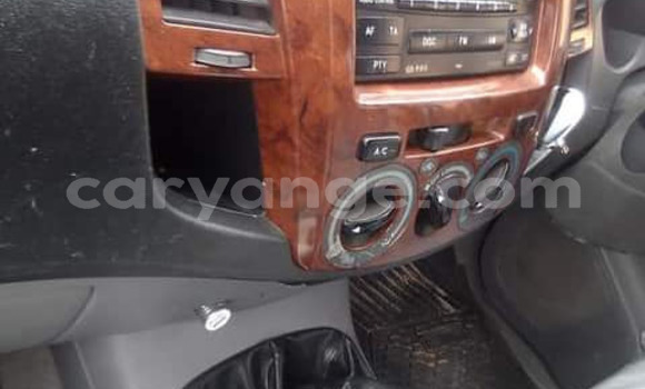 Acheter Occasion Voiture Toyota Hilux Blanc à Windhoek, Namibie Acheter Occasion Voiture Toyota Hilux Blanc à Windhoek, Namibie