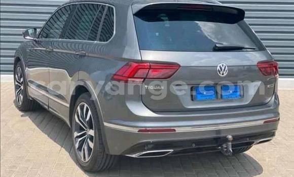 Acheter Occasion Voiture Volkswagen Tiguan Gris à Windhoek, Namibie Acheter Occasion Voiture Volkswagen Tiguan Gris à Windhoek, Namibie