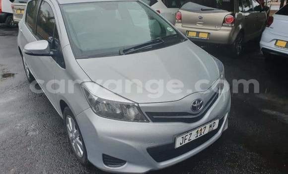 Acheter Occasion Voiture Toyota Yaris Gris à Outjo, Kunene