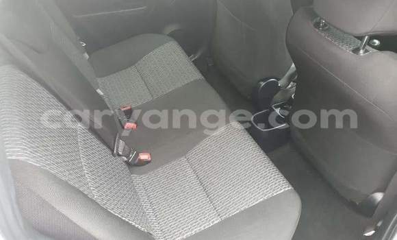 Acheter Occasion Voiture Toyota Yaris Gris à Outjo, Kunene Acheter Occasion Voiture Toyota Yaris Gris à Outjo, Kunene