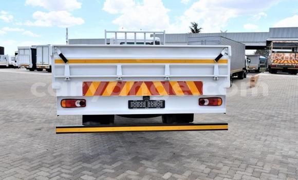 Buy Used Nissan UD White Truck in Windhoek in Namibia Buy Used Nissan UD White Truck in Windhoek in Namibia