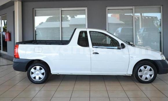 Buy Used Nissan NP 300 White Car in Windhoek in Namibia Buy Used Nissan NP 300 White Car in Windhoek in Namibia