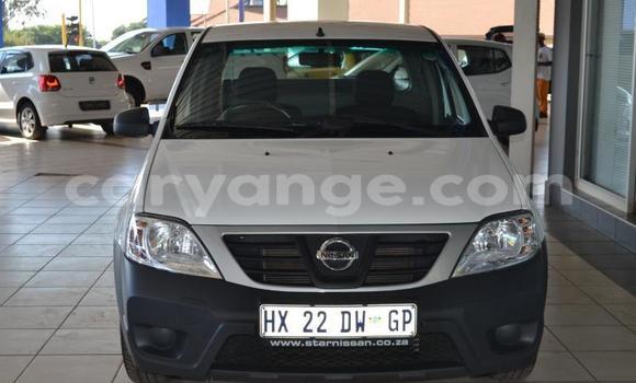 Buy Used Nissan NP 300 White Car in Windhoek in Namibia Buy Used Nissan NP 300 White Car in Windhoek in Namibia