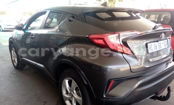 Acheter Occasion Voiture Toyota C-HR Noir à Windhoek, Namibie Acheter Occasion Voiture Toyota C-HR Noir à Windhoek, Namibie
