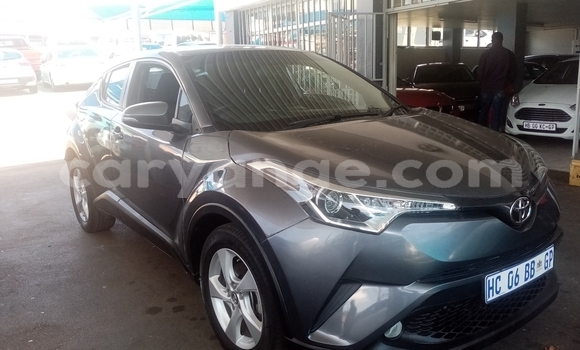 Acheter Occasion Voiture Toyota C-HR Noir à Windhoek, Namibie Acheter Occasion Voiture Toyota C-HR Noir à Windhoek, Namibie