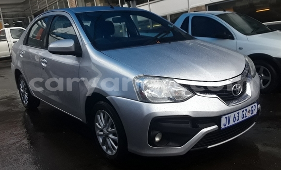 Acheter Occasion Voiture Toyota Etios Gris à Windhoek, Namibie Acheter Occasion Voiture Toyota Etios Gris à Windhoek, Namibie