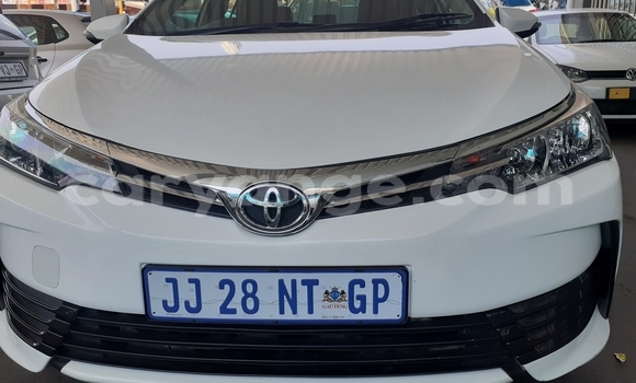 Acheter Occasion Voiture Toyota Corolla Blanc à Windhoek, Namibie Acheter Occasion Voiture Toyota Corolla Blanc à Windhoek, Namibie