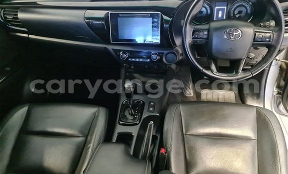 Acheter Occasion Voiture Toyota Hilux Gris à Karasburg, Karas Acheter Occasion Voiture Toyota Hilux Gris à Karasburg, Karas