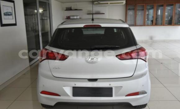 Buy Used Hyundai I20 White Car in Windhoek in Namibia Buy Used Hyundai I20 White Car in Windhoek in Namibia