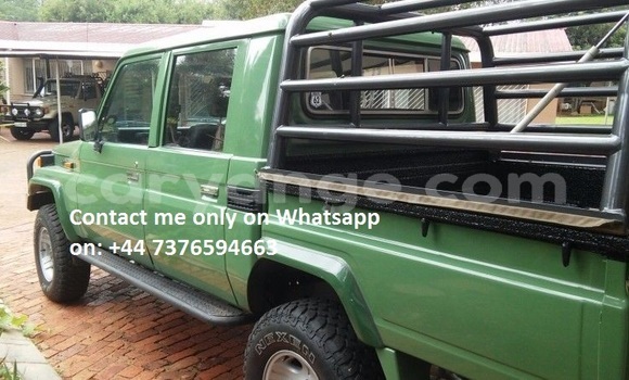 Buy Used Toyota Land Cruiser Green Car in Windhoek in Namibia
