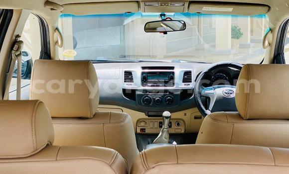 Acheter Occasion Voiture Toyota Fortuner Blanc à Windhoek, Namibie Acheter Occasion Voiture Toyota Fortuner Blanc à Windhoek, Namibie