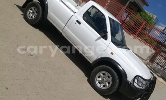 Buy Used Nissan NP 300 White Car in Arandis in Kunene Buy Used Nissan NP 300 White Car in Arandis in Kunene