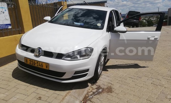 Buy Used Volkswagen Golf White Car in Arandis in Kunene Buy Used Volkswagen Golf White Car in Arandis in Kunene