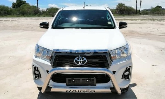 Buy Used Toyota Hilux White Car in Arandis in Kunene