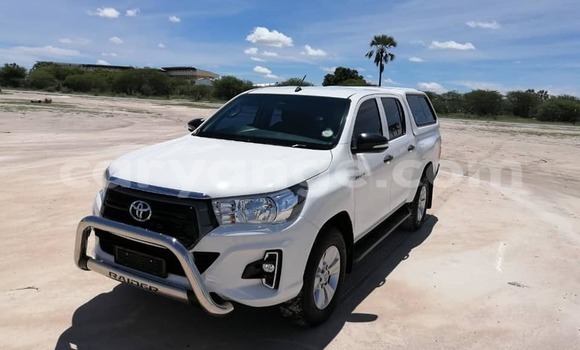 Acheter Occasion Voiture Toyota Hilux Blanc à Arandis, Kunene