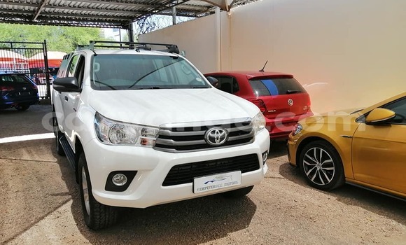 Buy Used Toyota Hilux White Car in Arandis in Kunene Buy Used Toyota Hilux White Car in Arandis in Kunene