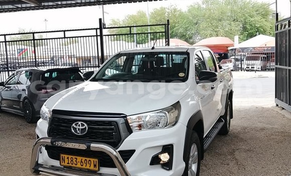 Buy Used Toyota Hilux White Car in Arandis in Kunene Buy Used Toyota Hilux White Car in Arandis in Kunene