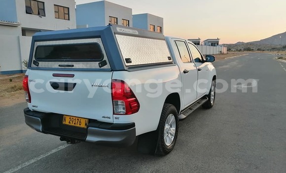 Buy Used Toyota Hilux White Car in Arandis in Kunene Buy Used Toyota Hilux White Car in Arandis in Kunene