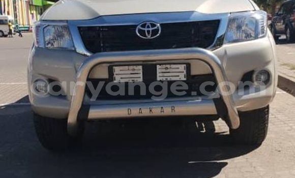 Buy Used Toyota Hilux Beige Car in Arandis in Kunene