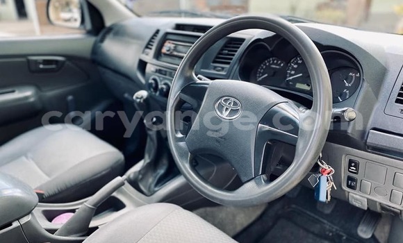 Buy Used Toyota Hilux White Car in Arandis in Kunene Buy Used Toyota Hilux White Car in Arandis in Kunene