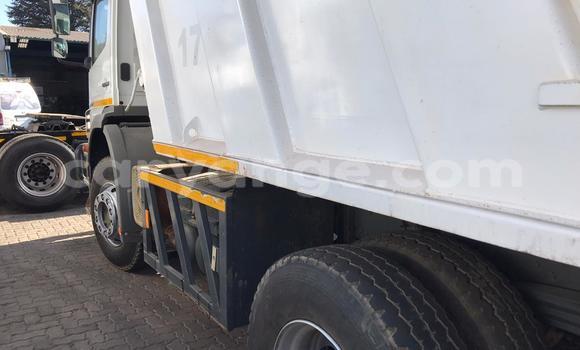 Buy Used Mercedes‒Benz 2628 White Truck in Windhoek in Namibia Buy Used Mercedes‒Benz 2628 White Truck in Windhoek in Namibia