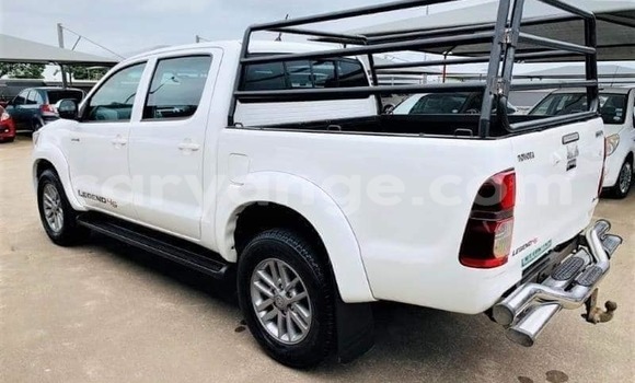 Buy Used Toyota Hilux White Car in Windhoek in Namibia Buy Used Toyota Hilux White Car in Windhoek in Namibia
