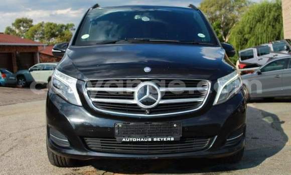 Buy Used Mercedes-Benz V-klasse Black Car in Windhoek in Namibia
