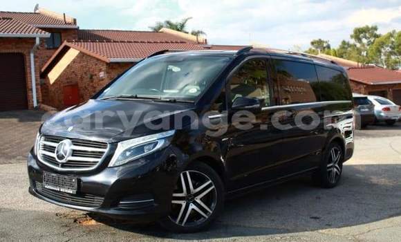 Buy Used Mercedes-Benz V-klasse Black Car in Windhoek in Namibia Buy Used Mercedes-Benz V-klasse Black Car in Windhoek in Namibia