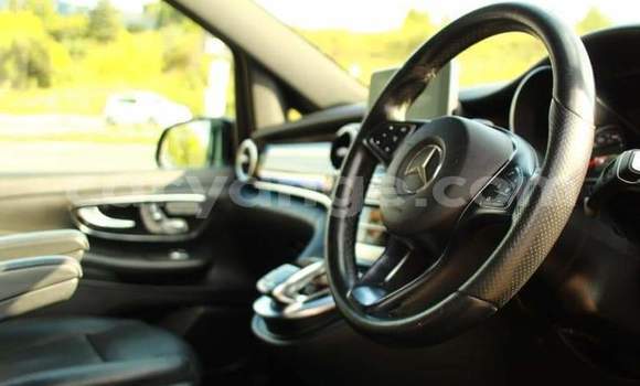 Buy Used Mercedes-Benz V-klasse Black Car in Windhoek in Namibia Buy Used Mercedes-Benz V-klasse Black Car in Windhoek in Namibia