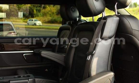 Buy Used Mercedes-Benz V-klasse Black Car in Windhoek in Namibia Buy Used Mercedes-Benz V-klasse Black Car in Windhoek in Namibia