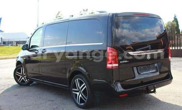 Buy Used Mercedes-Benz V-klasse Black Car in Windhoek in Namibia Buy Used Mercedes-Benz V-klasse Black Car in Windhoek in Namibia