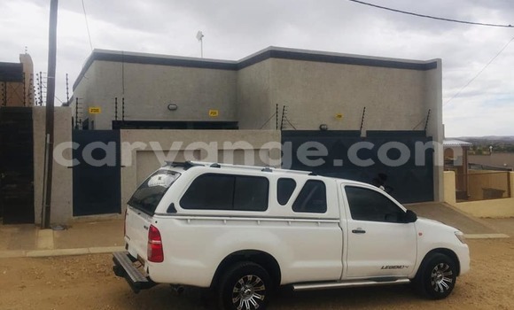 Acheter Occasion Voiture Toyota Hilux Blanc à Arandis, Kunene Acheter Occasion Voiture Toyota Hilux Blanc à Arandis, Kunene