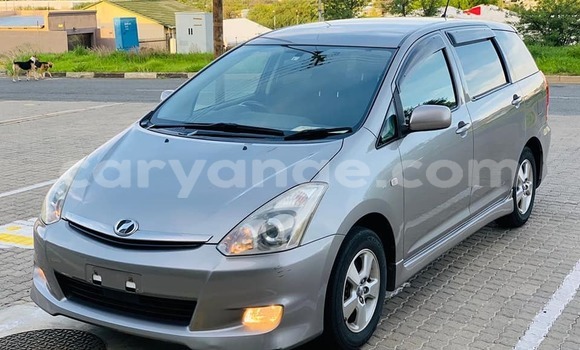 Buy Used Toyota Wish Silver Car in Arandis in Kunene