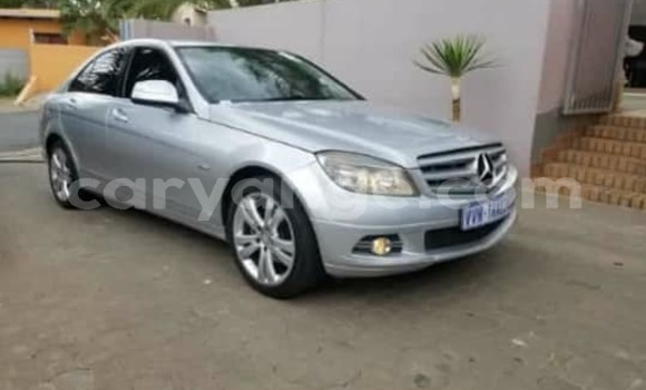 Acheter Occasion Voiture Mercedes-Benz C–Class Gris à Arandis, Kunene Acheter Occasion Voiture Mercedes-Benz C–Class Gris à Arandis, Kunene