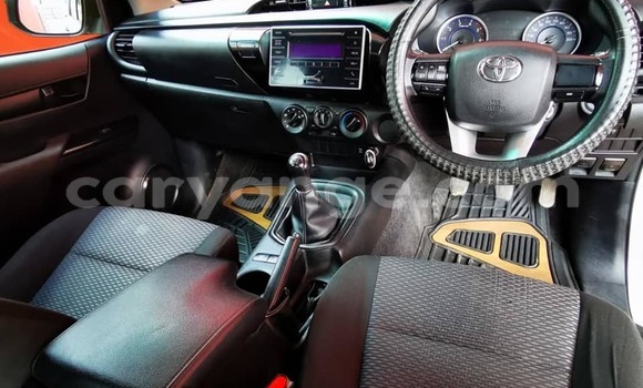 Acheter Occasion Voiture Toyota Hilux Blanc à Arandis, Kunene Acheter Occasion Voiture Toyota Hilux Blanc à Arandis, Kunene