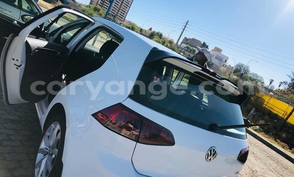 Acheter Occasion Voiture Volkswagen Golf Blanc à Arandis, Kunene Acheter Occasion Voiture Volkswagen Golf Blanc à Arandis, Kunene