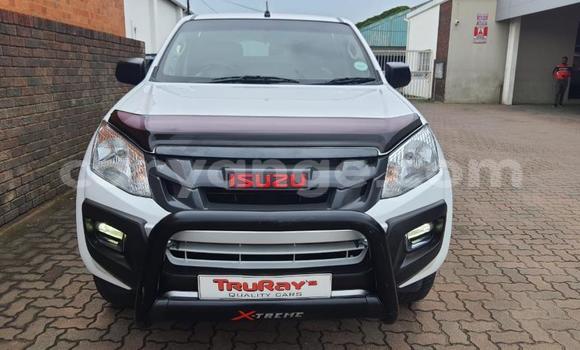 Buy Used Isuzu KB White Car in Gobabis in Omaheke Buy Used Isuzu KB White Car in Gobabis in Omaheke