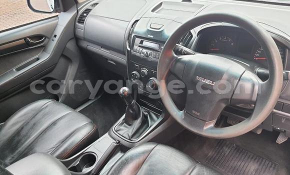 Buy Used Isuzu KB White Car in Gobabis in Omaheke Buy Used Isuzu KB White Car in Gobabis in Omaheke