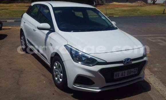 Buy Used Hyundai Accent White Car in Windhoek in Namibia