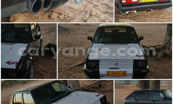 Buy Used Volkswagen Golf Black Car in Rundu in Namibia