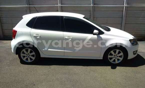 Acheter Occasion Voiture Volkswagen Polo Blanc à Windhoek, Namibie Acheter Occasion Voiture Volkswagen Polo Blanc à Windhoek, Namibie