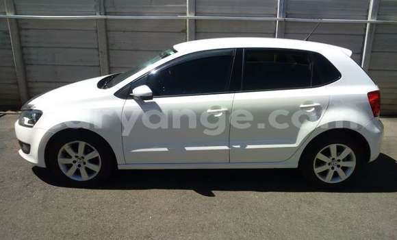 Acheter Occasion Voiture Volkswagen Polo Blanc à Windhoek, Namibie Acheter Occasion Voiture Volkswagen Polo Blanc à Windhoek, Namibie