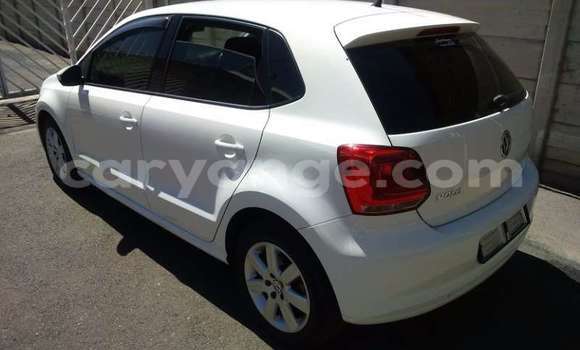 Acheter Occasion Voiture Volkswagen Polo Blanc à Windhoek, Namibie Acheter Occasion Voiture Volkswagen Polo Blanc à Windhoek, Namibie