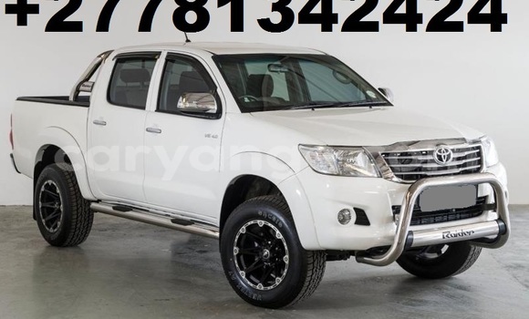Buy Used Toyota Hilux White Car in Windhoek in Namibia Buy Used Toyota Hilux White Car in Windhoek in Namibia