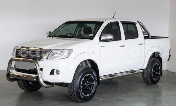 Buy Used Toyota Hilux White Car in Windhoek in Namibia Buy Used Toyota Hilux White Car in Windhoek in Namibia