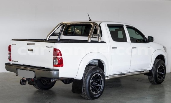 Buy Used Toyota Hilux White Car in Windhoek in Namibia Buy Used Toyota Hilux White Car in Windhoek in Namibia