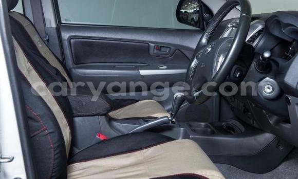 Buy Used Toyota Hilux White Car in Windhoek in Namibia Buy Used Toyota Hilux White Car in Windhoek in Namibia