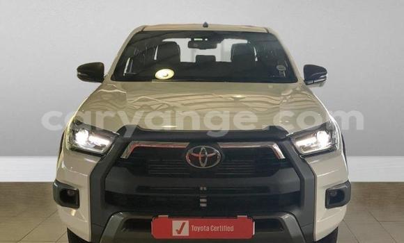 Acheter Occasion Voiture Toyota Hilux Blanc à Windhoek, Namibie Acheter Occasion Voiture Toyota Hilux Blanc à Windhoek, Namibie