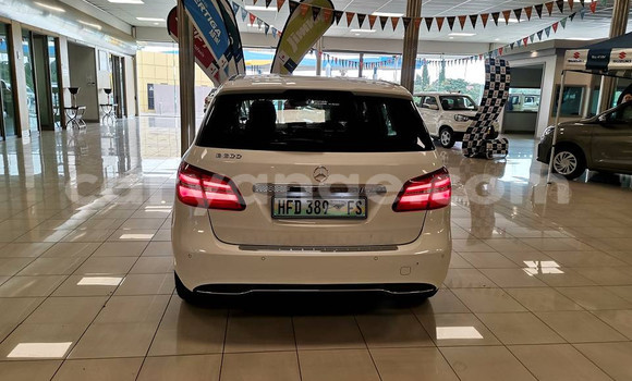 Buy Used Mercedes-Benz B–Class White Car in Windhoek in Namibia Buy Used Mercedes-Benz B–Class White Car in Windhoek in Namibia